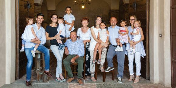 Diego Pressenda med familj i Monforte d'Alba