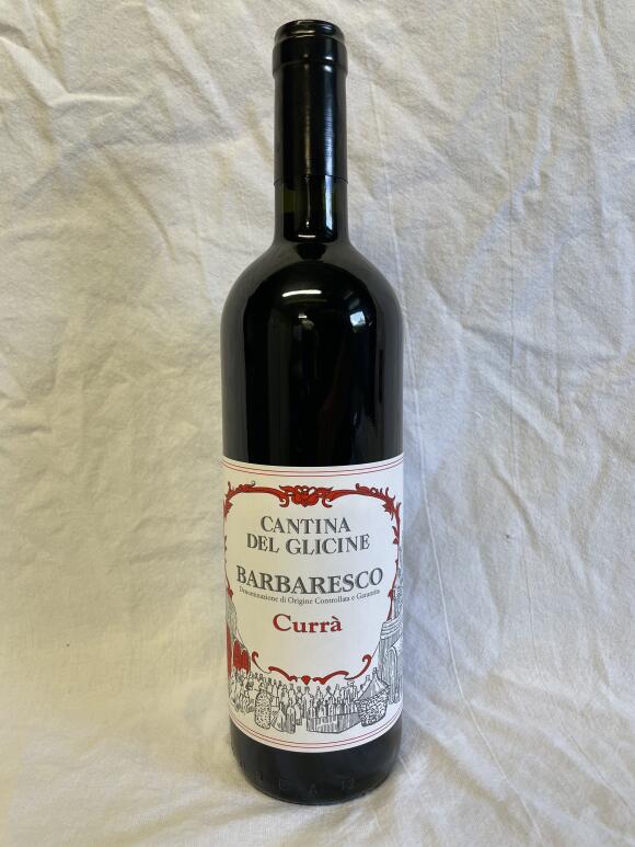 En flaska Barbaresco Currà från Cantina del Glincine från årgång 2016